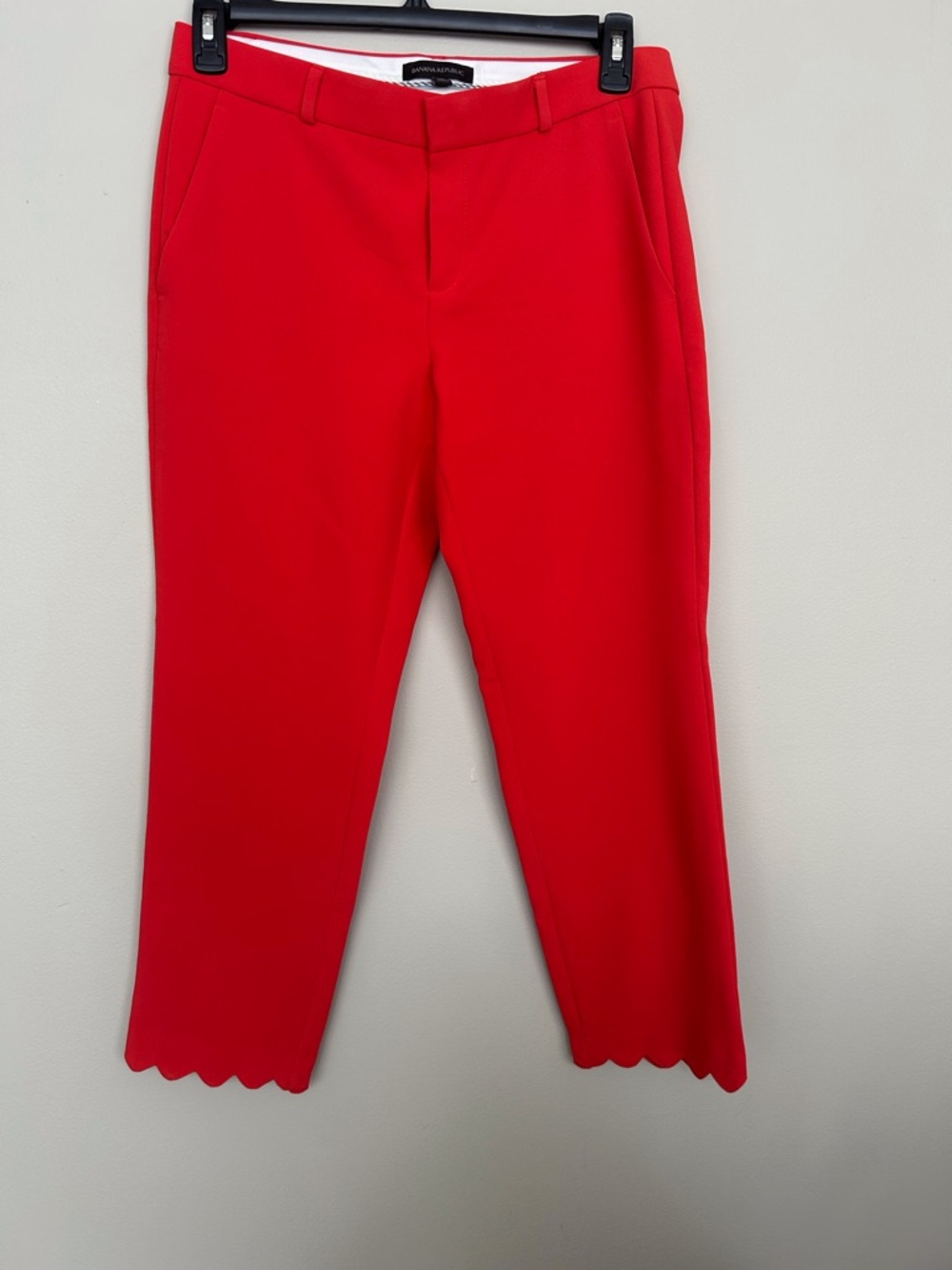 Banana Republic Red/Orange Pants with scallop edge , Size 6
